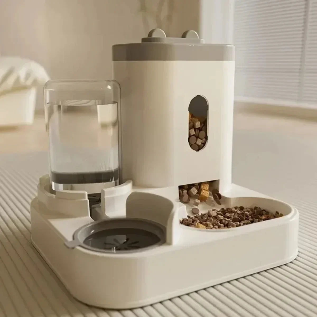 Automatic Water Fountain Large Capacity Food Storage